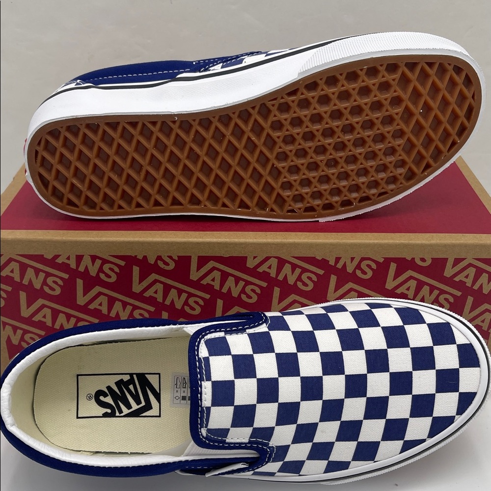 Vans WMNS Classic Slip-On
Color Theory Checkerboard
VN000BVZBYM Sneakers Beacon - Picture 4 of 16